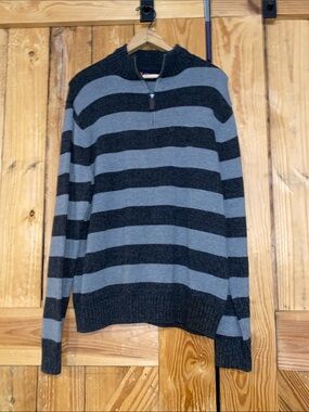 Chaps Men's Black and Gray Striped Zip-Front Sweater
